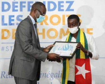 Onu Droits De L&Rsquo;Homme : Le Togolais Abraham Ehah Décroche Le 3E Prix Du Concours Slam Droits Humains 2021