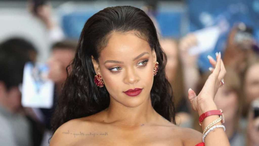 Rihanna Reçoit La Visite D'Un Intrus Dans Sa Maison : Voici Ce Qu'I S'Est Ensuite Passé
