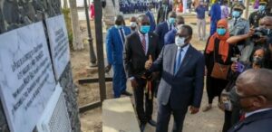 Le Président Sud-Africain Cyril Ramaphosa À Gorée Avec Macky Sall