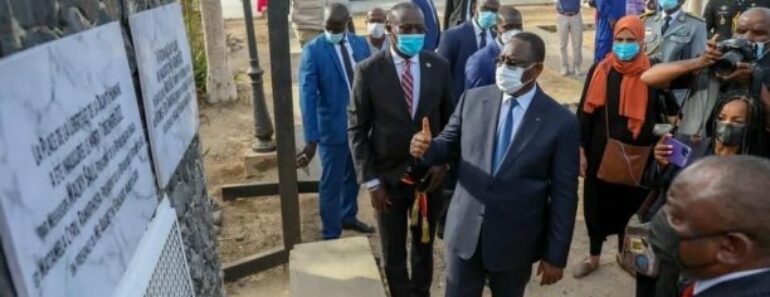 a Goree Le president sud africain Cyril Ramaphosa Macky Sall 770x297 - Le président sud-africain Cyril Ramaphosa à Gorée avec Macky Sall