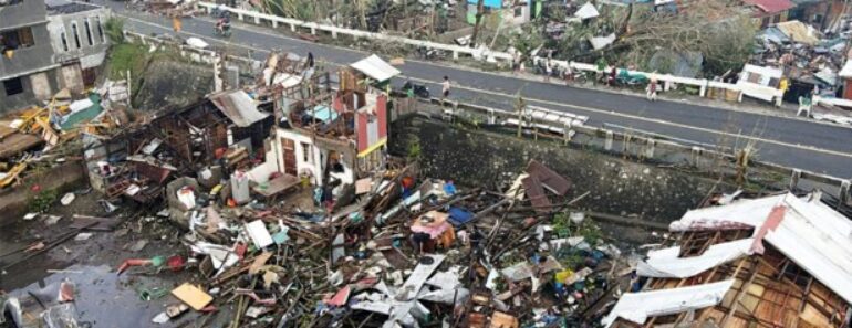 Philippines : typhon Rai tue une trentaine de personnes