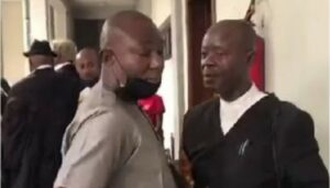 Nigeria : Un Faux Avocat Exerçant Depuis 10 Ans Arrêté (Vidéo)