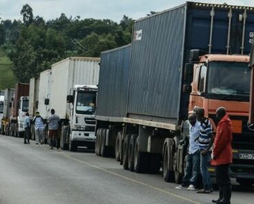 Ouganda : une ville interdit aux femmes de monter à l’avant des camions ; les raisons