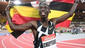 Athlétisme : Joshua Cheptegei Bat Le Record À Barcelone