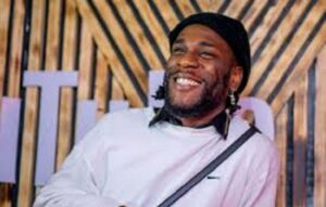 Burna Boy : La Star S&Rsquo;Est Offert Plus De 350 Millions De Fcfa De Bijou  (Photos)