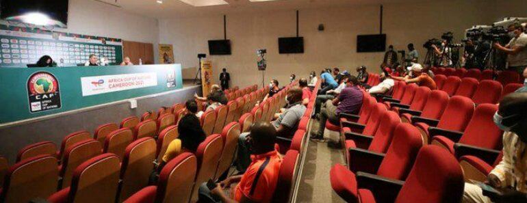 Can 2021 : Scène Surréaliste Avant La Conférence De Presse Du Match Tunisie-Burkina Faso