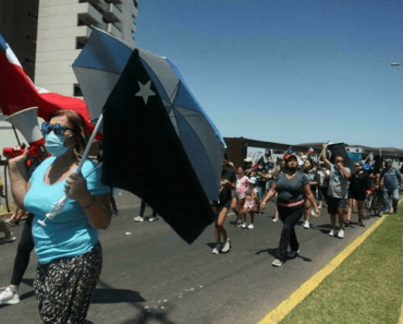 Des Chiliens Protestent Contre Les Migrants Vénézuéliens