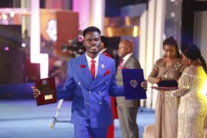 Fala Awards:  Le Jeune Togolais César Komi Aguidi Représente Le Togo Et Remporte Le Prix