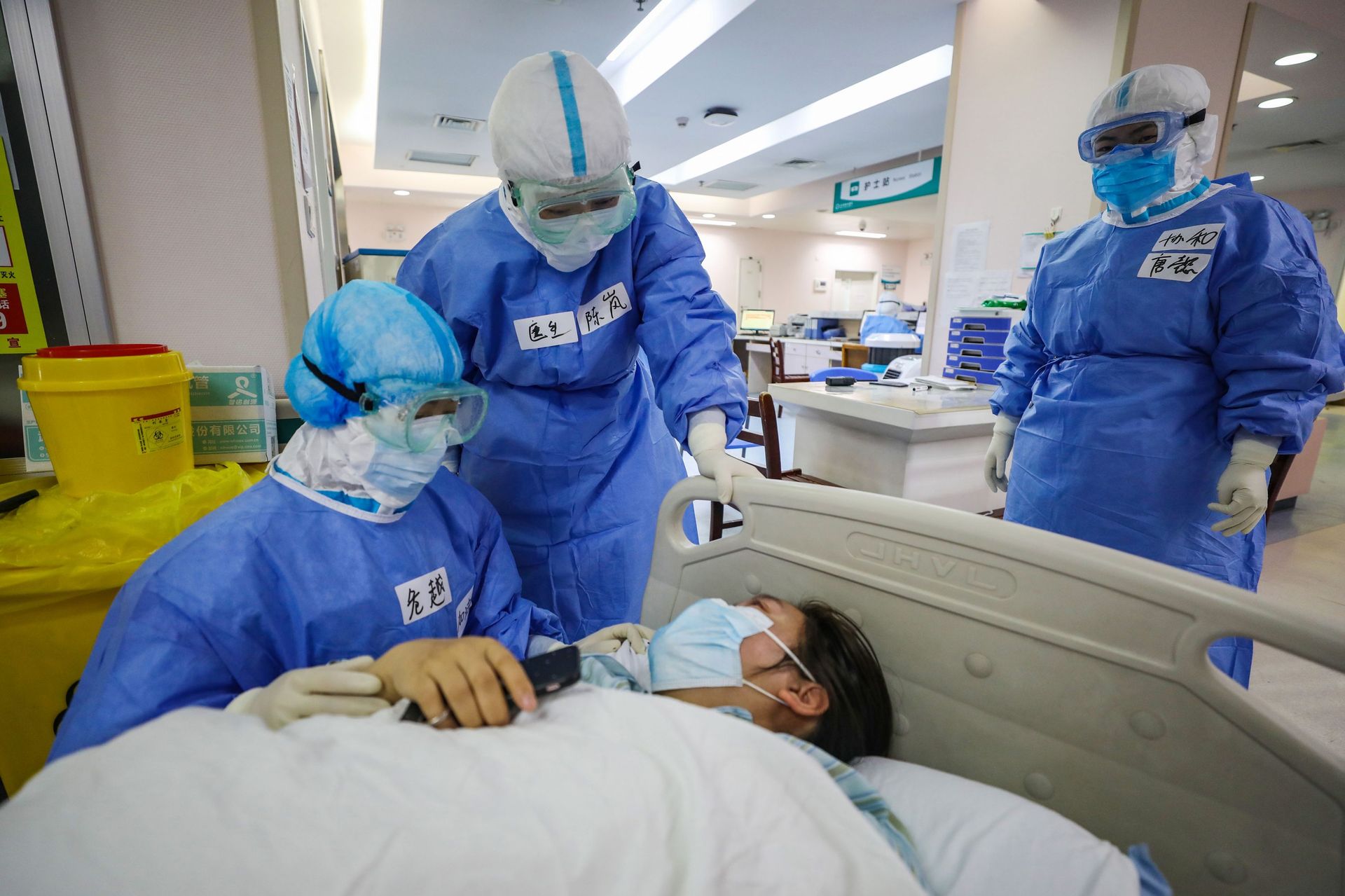 La Chine Licencie Responsables De Lhôpital Une Femme Enceinte Un Bébé En Raisoncoronavirus