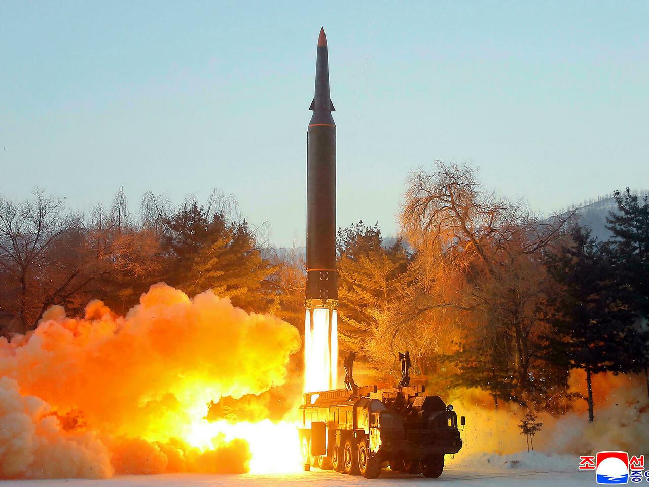 La Corée Du Nord Effectue Son Plus Grand Lancement De Missiles 2017