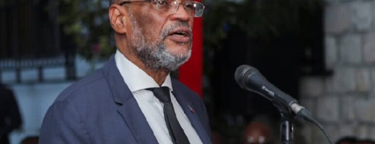 Le Premier Ministre Haïtien S&Rsquo;Enfuit Sous Les Coups De Feu Alors Que La Violence Continue De S’Emparer De La Nation