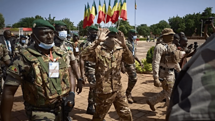 Mali La Société Civile Tend La Main Junte Militaire Les Sanctions De La Cedeao