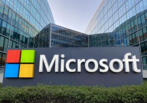 Microsoft : Le Futur Téléphone Mobile À Trois Écrans