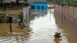 Pluies Au Brésil : Les Inondations De São Paulo Font 19 Morts Et Détruisent Des Maisons