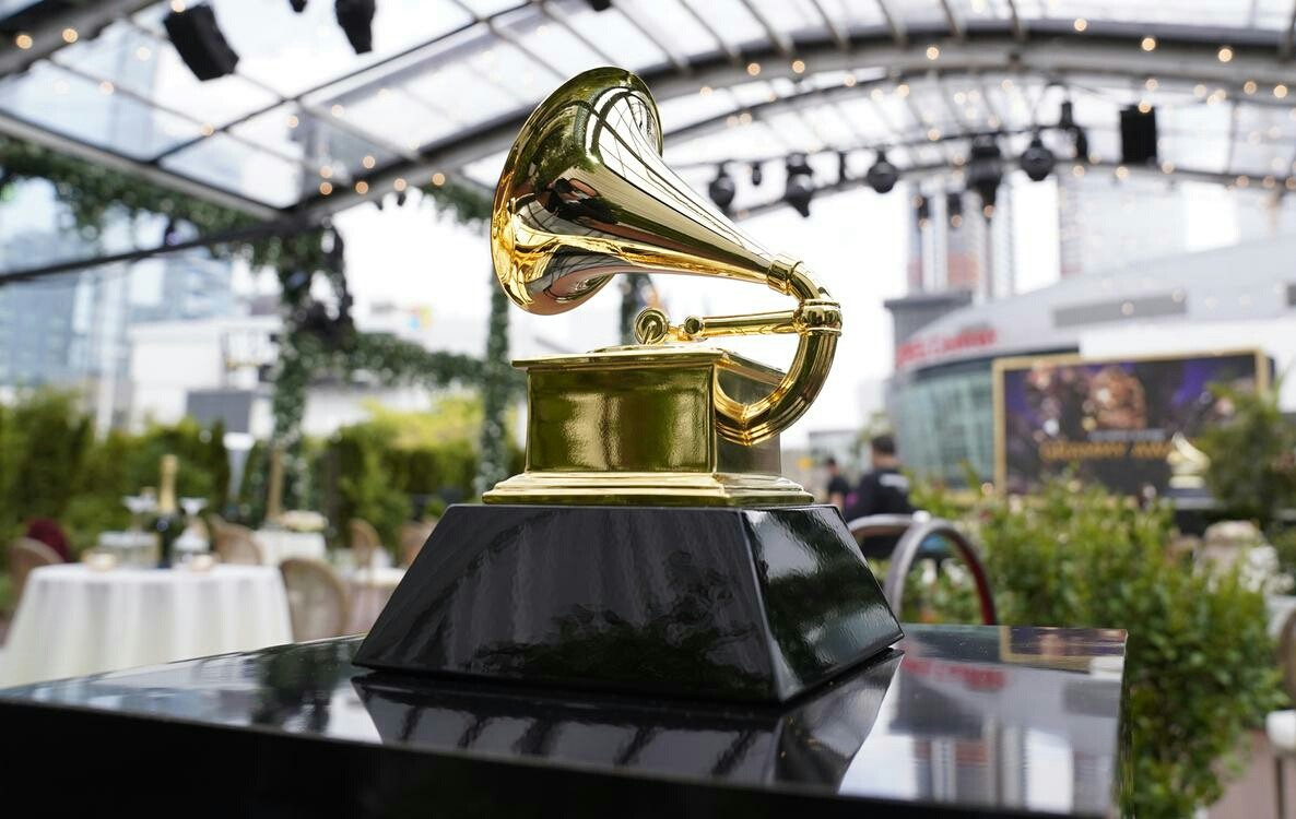 USA les Grammy Awards reportes en avril doingbuzz - Grammy Awards 2024 : A part Tyla et Coco Jones, voici tous les artistes noirs ayant été récompensés