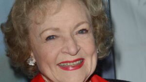  L&Rsquo;Actrice Betty White Est Décédée À L&Rsquo;Âge De 99 Ans