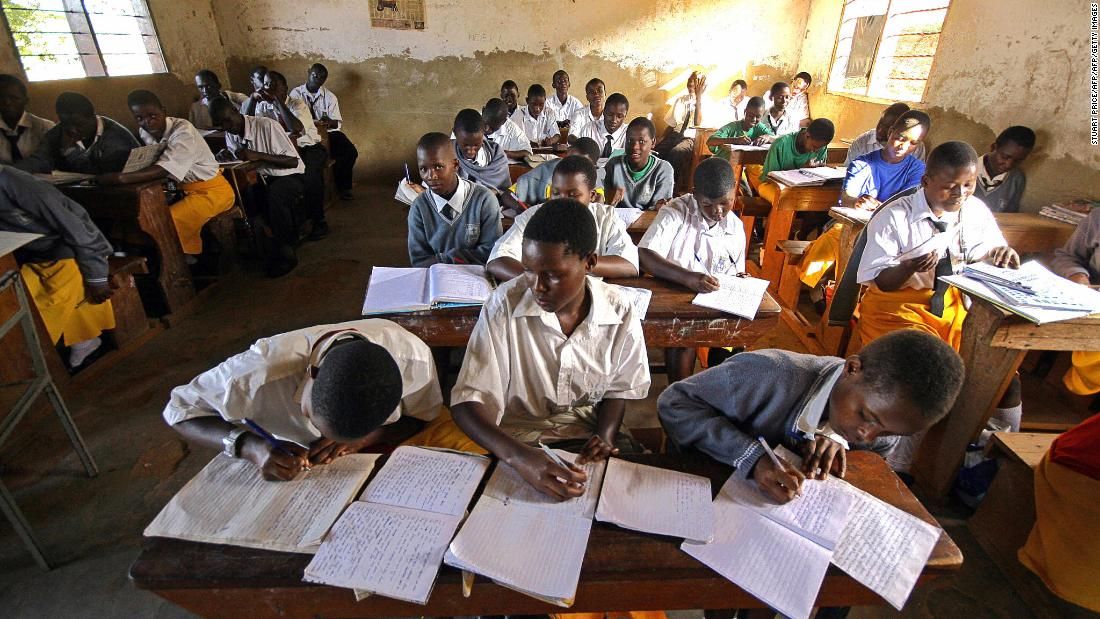 Covid-19 : L'Ouganda Rouvre Les Écoles Après Près De 2 Ans De Fermeture