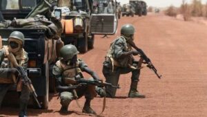 Le Véhicule De Deux Soldats Béninois Heurte Une Mine Près De La Frontière Avec Le Burkina Faso.