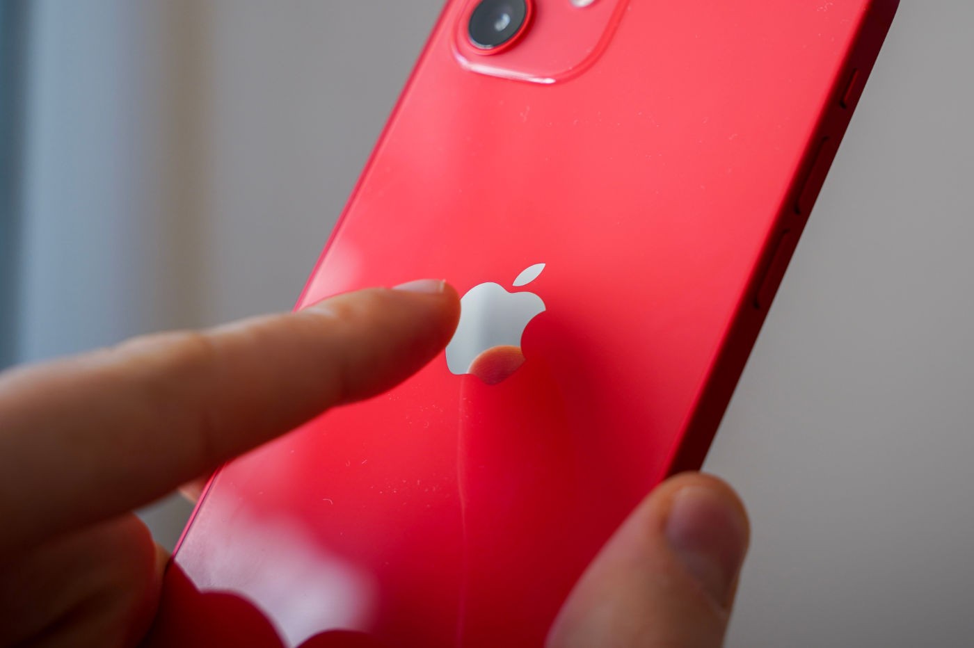 Apple : Les Utilisateurs D'Iphone Sont En Danger