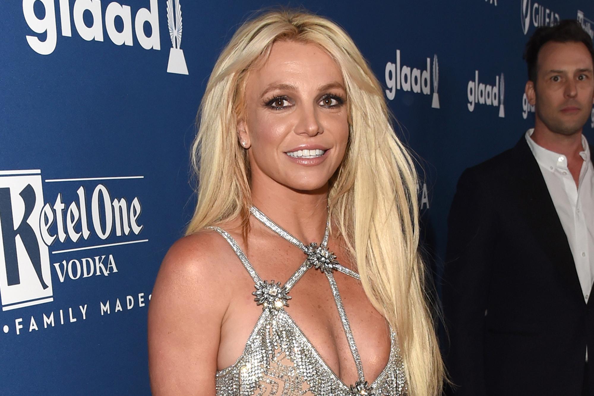 Britney Spears Écrire Un Livre Révélateur Un Accord Dédition 15 Millions De Dollars