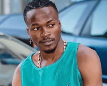 Debordo Leekunfa: Le chanteur fait une nouvelle déclaration surprenante sur sa carrière