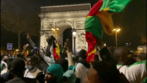 Can 2021 : La Victoire Du Sénégal Célébrée Sur Les Champs-Élysées (Vidéo)