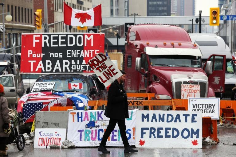 Freedom Convoyles États Unis Exhortent Le Canada Fin Au Blocus Des Camionneurs