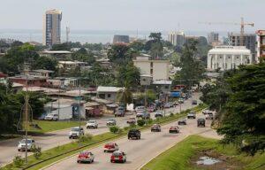 Gabon : Placé En Garde À Vue, Un Jeune Prend La Clé Des Champs