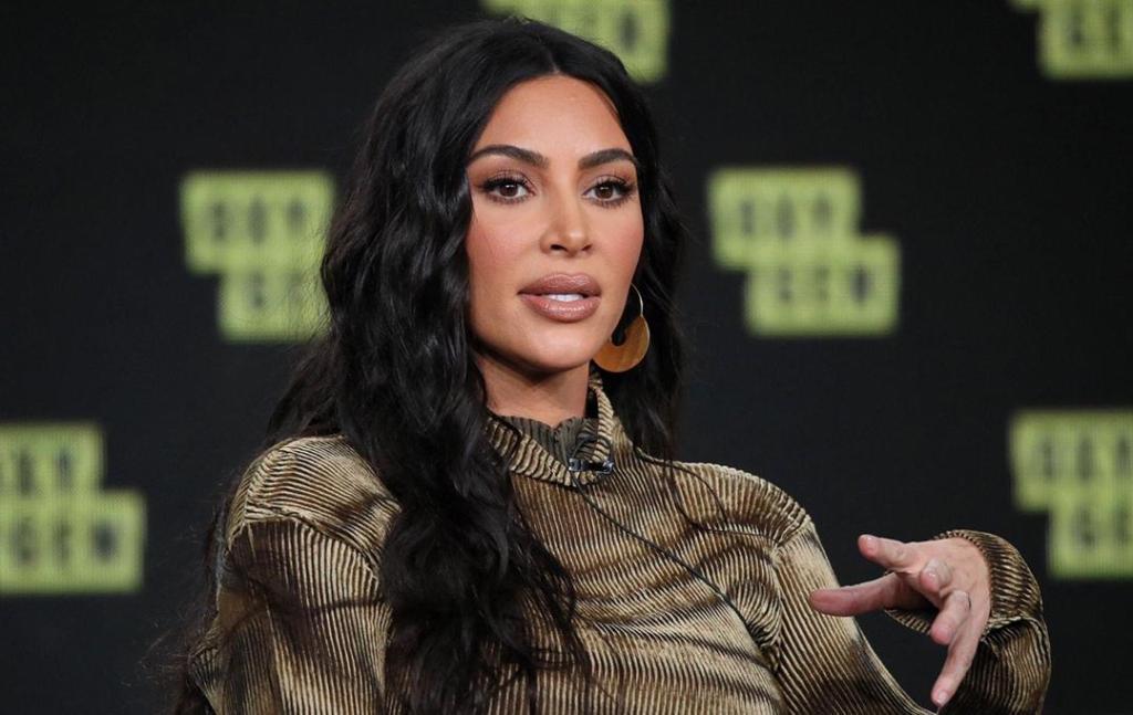 Kim Kardashian Brise Le Silence Allégations Kanye West