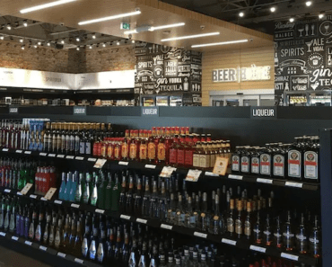 Les magasins d’alcools canadiens retirent la vodka russe des étagères après l’invasion de l’Ukraine