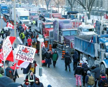 Manifestation Des Camionneurs Du Canada: Plus Rien Ne Les Arrête !