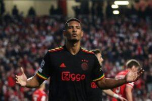 Sébastien Haller Devient Le Premier Joueur Africain À Avoir Battu Ce Record En Ligue Des Champions