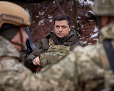 Ukraine : Quelques Personnalités Publiques Ayant Pris Les Armes Pour La Guerre