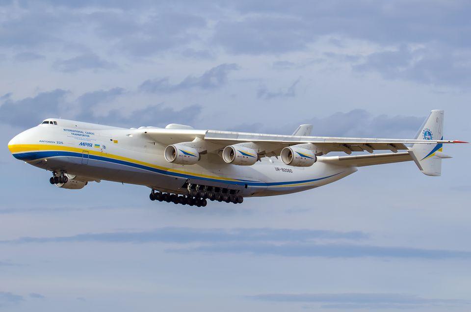 Guerre En Ukraine : Le Plus Gros Avion Du Monde, L'Antonov An-225, Détruit
