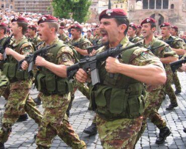 Italie : L&Rsquo;Armée Est Prête Pour La Guerre