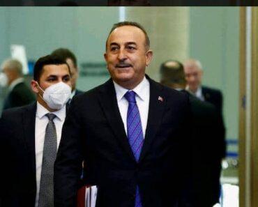 Les oligarques russes sont les bienvenus en Turquie, selon le ministre des Affaires étrangères