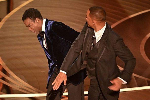 Oscars 2022 Gifle Par Will Smith Chris Rock Prend La Parole Les Larmes