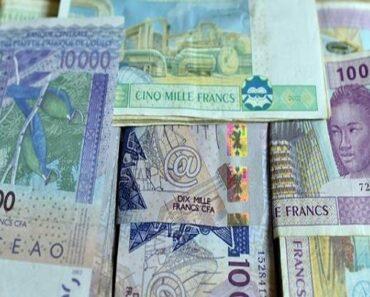 Plus De 40 Pays Africains Impriment Leur Monnaie Au Royaume-Uni, En France Et En Allemagne.