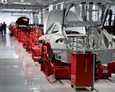 Covid-19 : Tesla Suspend La Production De L&Rsquo;Usine De Shanghai Pendant Quatre Jours