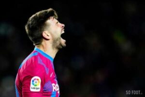 Fc Barcelone : Gerard Piqué Subit Un Grand Changement