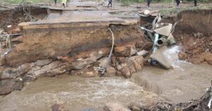 Inondations En Afrique Du Sud : Le Bilan S&Rsquo;Alourdit Avec Au Moins 60 Morts