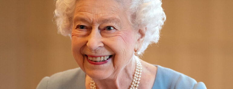 La Reine Elizabeth Ii Estime Que Covid Laisse « Une Sensation De Fatigue Et D&Rsquo;Épuisement » Après Son Rétablissement