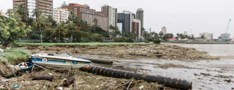 Le port de Durban Afrique du Sud inondation meurtriere 770x297 - Le port de Durban en Afrique du Sud fonctionne après une inondation meurtrière