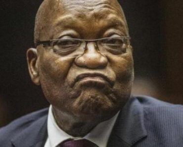 Procès Zuma : L&Rsquo;Ex-Dirigeant Sud-Africain Va Engager Des Poursuites Contre Le Procureur Billy Downer