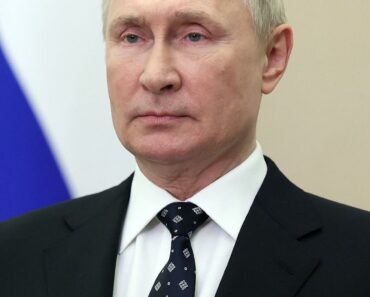 Vladimir Poutine licencie plus de 100 agents des services secrets