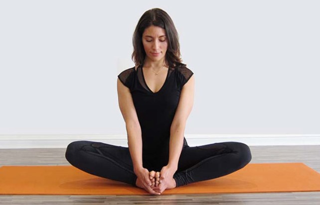 Voici Comment Le Yoga Apaise Les Douleurs Cervicales