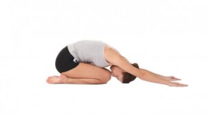 balasana fotolia 70924406 subscription xxl 1500x1000 300x169 - 5 positions de yoga pour soulager les douleurs de règles
