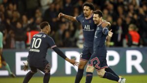 Ligue 1 : Le Psg Remporte Le Titre Et Bat Un Record