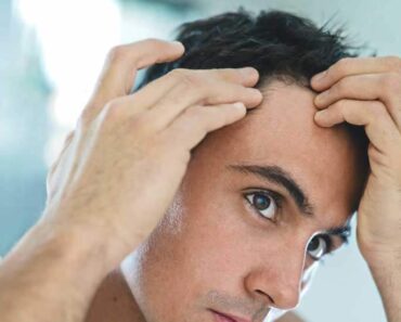 Votre guide pour comprendre l’acné du cuir chevelu et y remédier
