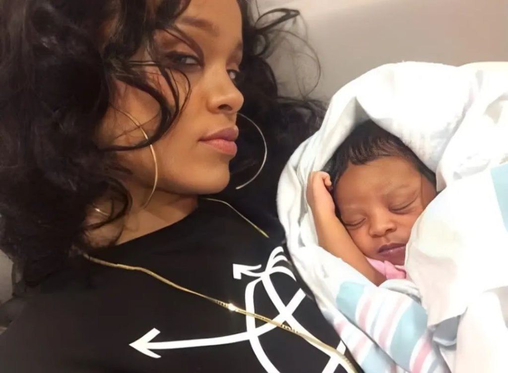 Etats Unis Rihanna Premieres Photos Son Fils